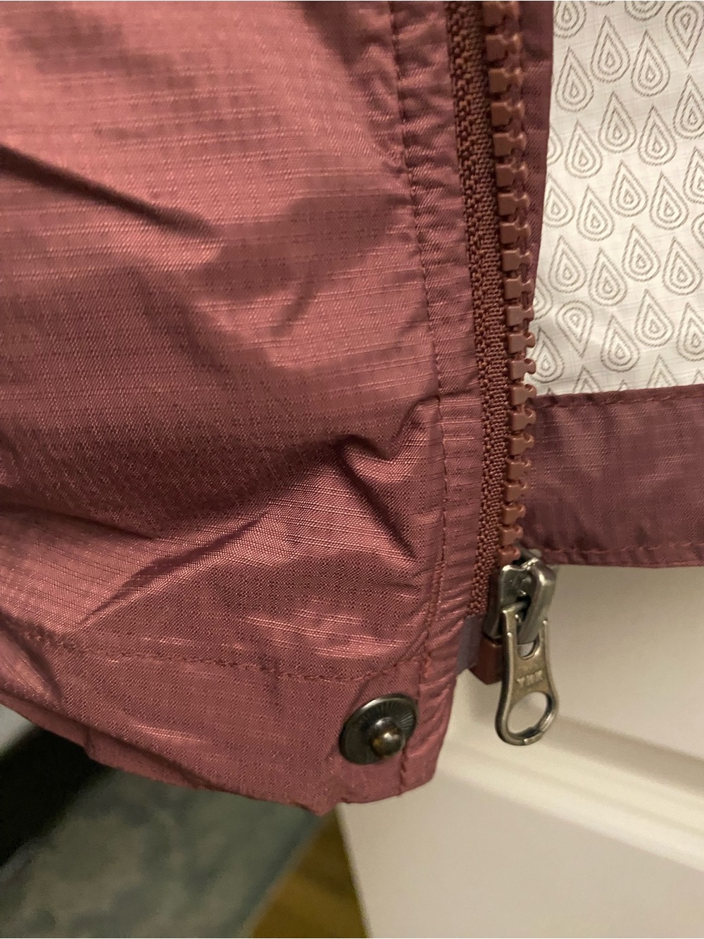 Marmot Men PreCip Jacket Hooded Windbreaker Maroon Size Large - Picture 3 of 4